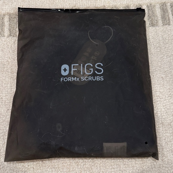 NWT Figs High Waisted Salina FORMx Wide Leg Scrub Pants™ Navy - Picture 3 of 5